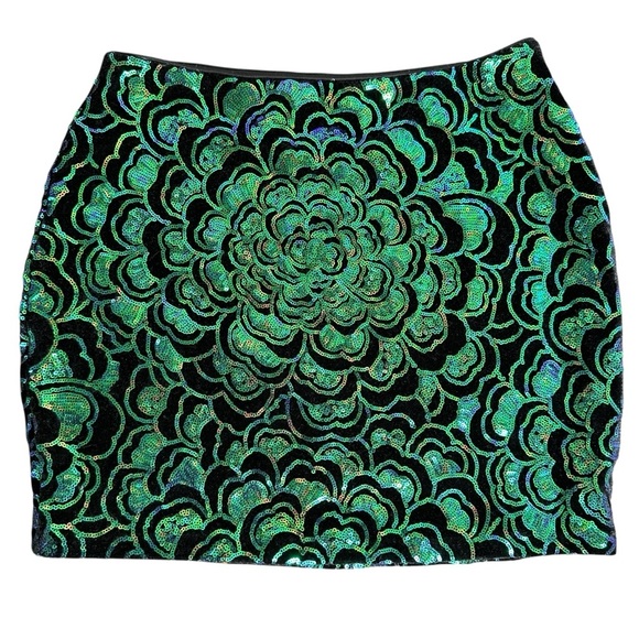 H&M Sequin Floral Velour Mini Skirt Small - Picture 2 of 5